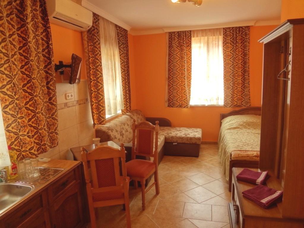 Horvath Apartmanhaz オロシュハーザ エクステリア 写真